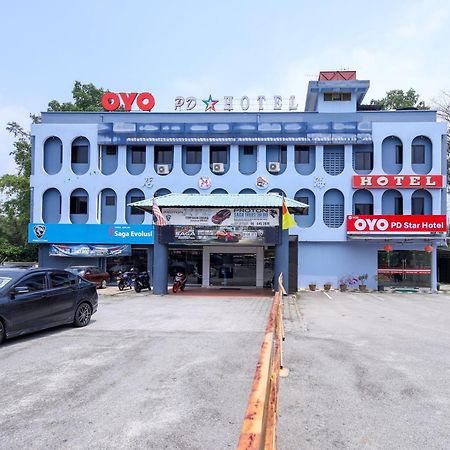 Oyo 1136 Pd Star Hotel Port Dickson Exterior photo